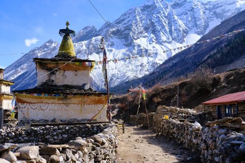 samagaon village stupa