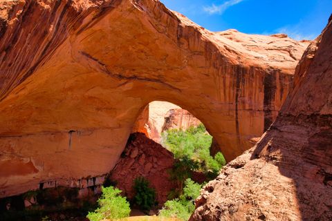 red rock arch canyon landscape
