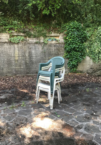 <p>The Plastic Monobloc chair is a recurring element in my memories set in the small Sardinia’s village where my relatives live. The muggy heat of the summer months makes it rain dust that stains the stack of chairs, always leaving a dirt spot where you sit.</p><br />
