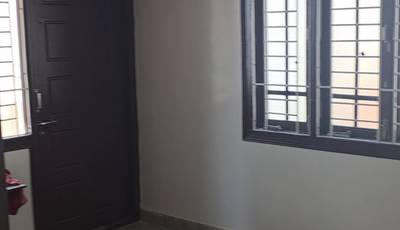 Female flatmate required in 2BHK  flat  in HUDA-Techno-Enclave-HITEC-City