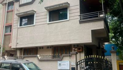 Female PG in Chinchwad