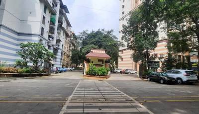 PG available for 1working male, in sharing (2 people) in Thane-West