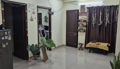 Female flatmate required in 3BHK  apartment  in Manikonda