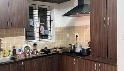 Female flatmate required in 2BHK  flat  in Korattur