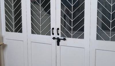 Female flatmate required in 2BHK  flat  in Koregaon-Park