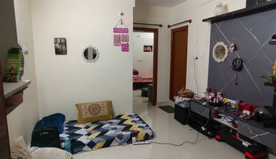Female roommate required in 1BHK  flat  in Choodasandra