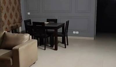 Female flatmate required in 3BHK  flat  in Gautam-Buddha-Nagar
