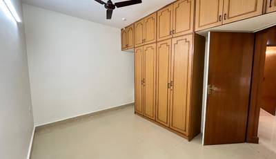 Female flatmate required in 4BHK  independent house in BTM-Layout-2nd-Stage-BTM-Layout