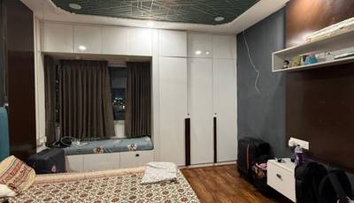 Female roommate required in 3BHK  apartment  in Alliance Galleria Pallavaram