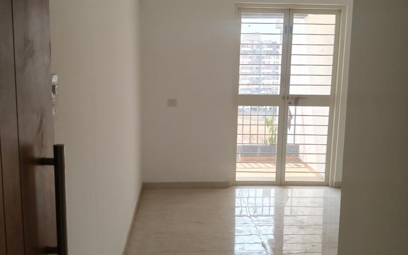 3BHK flat for rent in Charholi-Budruk