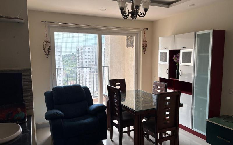 Flatmate required in 2BHK  flat  in Peeramcheru