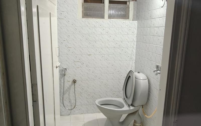 Room in 2BHK apartment  available in Domlur