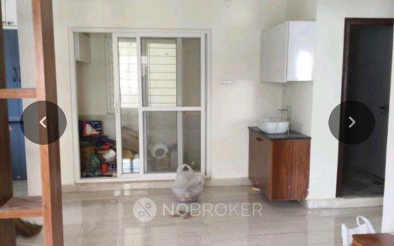 Female flatmate required in 2BHK  flat  in Kondapur