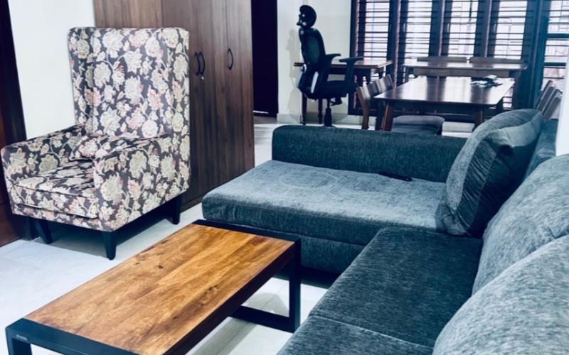 Roommate required in 2BHK  apartment  in Koramangala-1st-Block-HSR-Layout-5th-Sector
