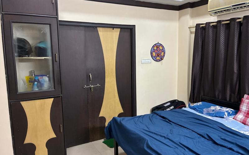 Room in 4BHK apartment  available in Hill-Ridge-Springs-Gachibowli