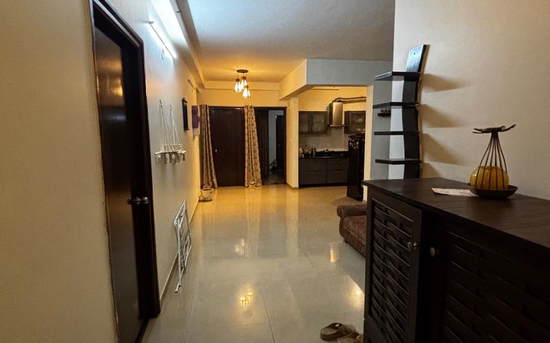 Female flatmate required in 3BHK  flat  in Phase-1-Electronic-City