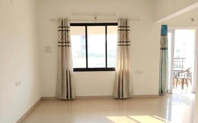 2 female flatmates required in 2BHK  flat  in Clover-Park-Viman-Nagar