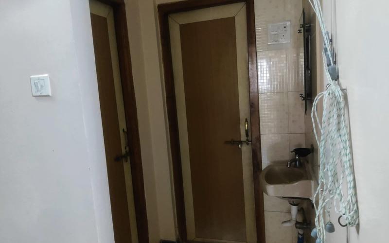 Female PG in Chinchwad