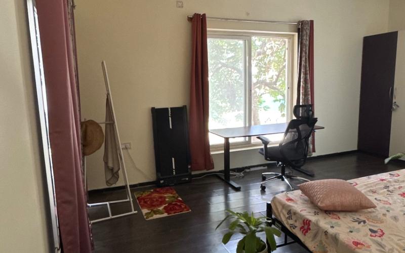 Female flatmate required in 4BHK  independent house in Electronic-City