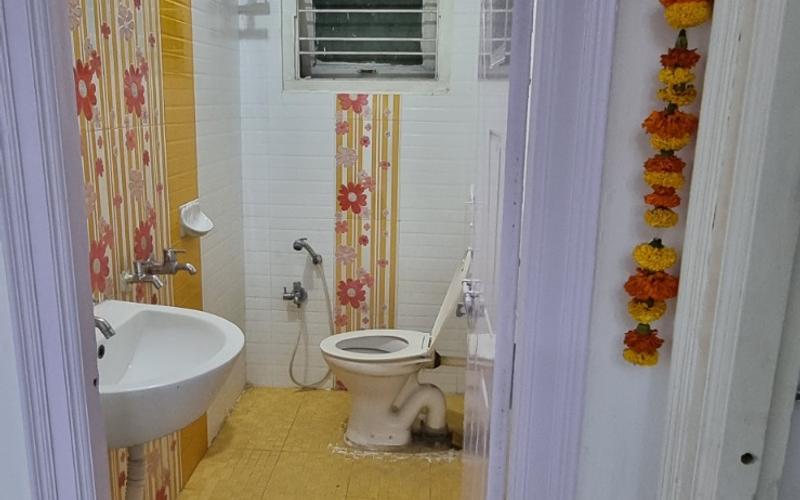 4 female flatmates required in 3BHK  flat  in Madhapur