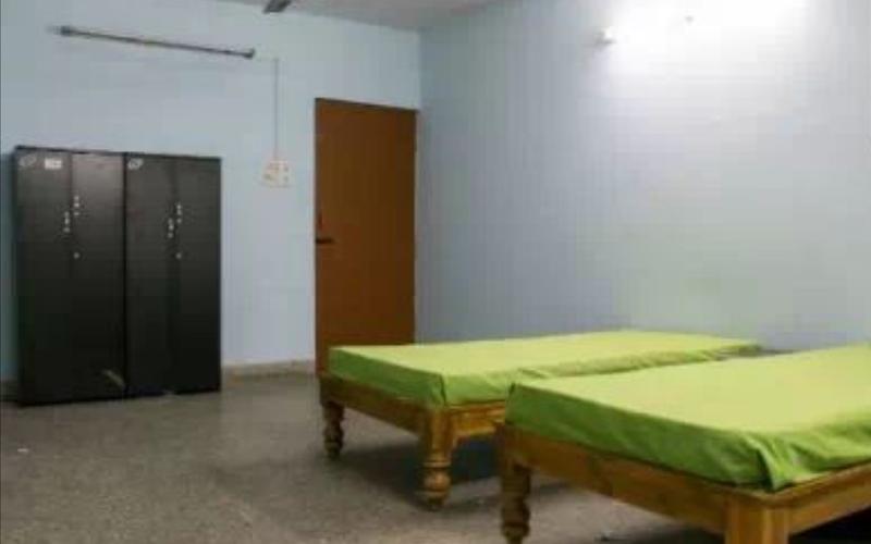 Male PG in Indiranagar