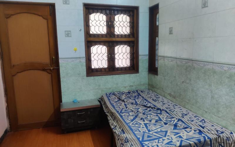 Female PG in Chinchwad