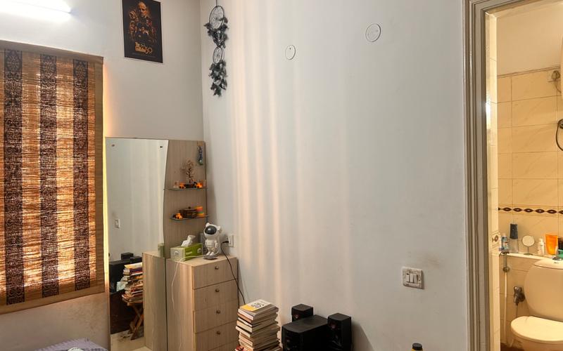Male flatmate required in 3BHK  apartment  in Brookefield