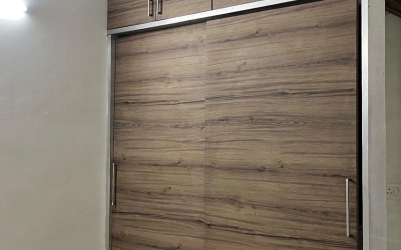 Female flatmate required in 4BHK  flat  in Kukatpally