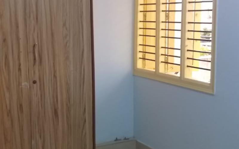 Room in 1RK independent house available in Vishwanatha-Naganahalli-Hebbal