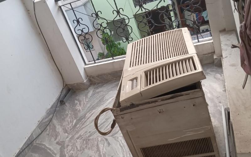 Male roommate required in 1BHK  independent house in Block-Q-South-City-I-Sector-40
