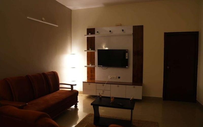 Room in 3BHK flat  available in Kondapur