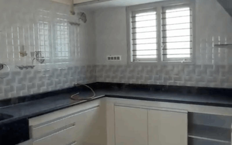 Female flatmate required in 2BHK  independent house in OMBR-Layout-Banaswadi