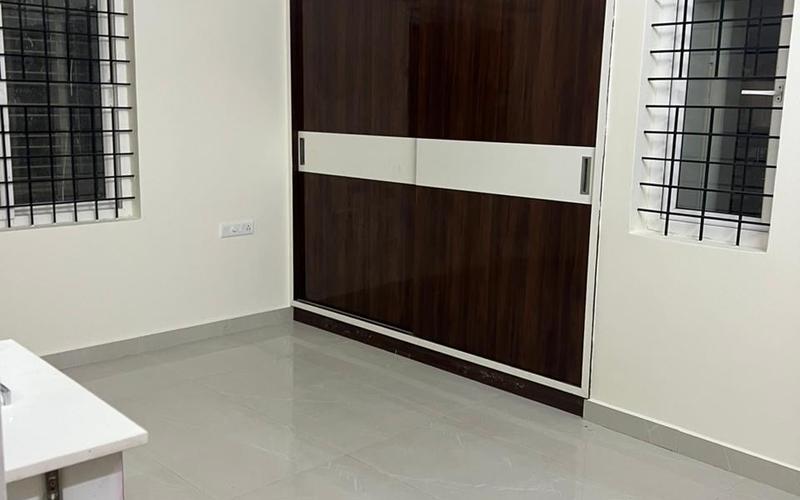 Male flatmate required in 2BHK  flat  in J-P-Nagar-5-Phase-J.-P.-Nagar