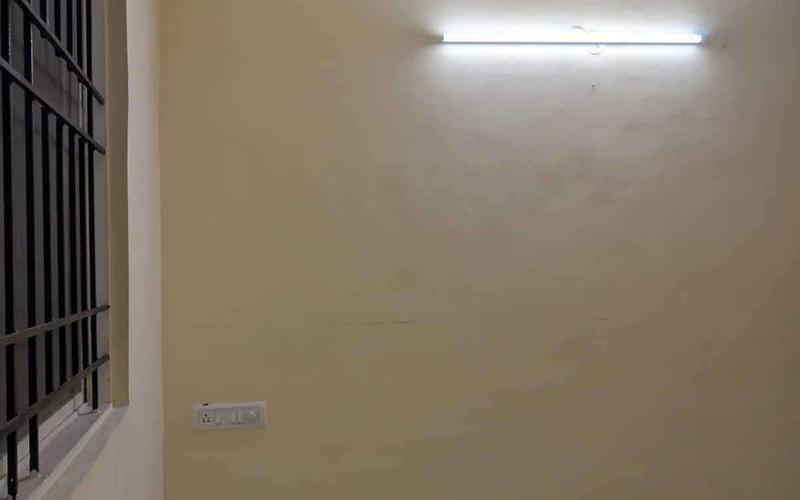 Male flatmate required in 3BHK  flat  in Brookefield