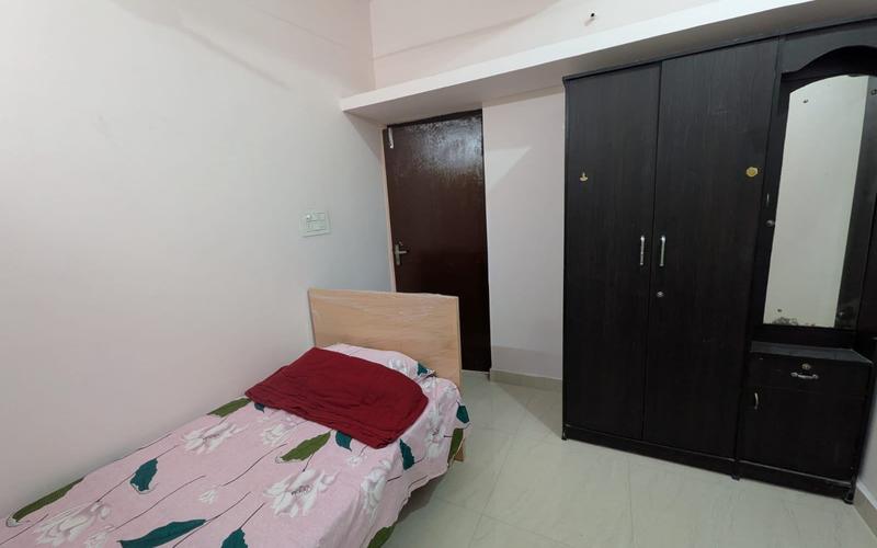 2  flatmates required in 2BHK  flat  in Marathahalli-Village-Marathahalli