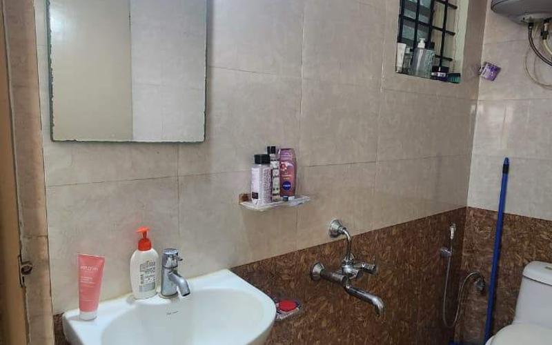 Female flatmate required in 2BHK  flat  in Jagadish-Nagar-Kaggadasapura