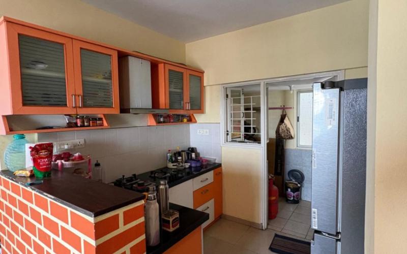 Female flatmate required in 3BHK  apartment  in HSR-Layout