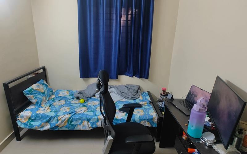 Room in 2BHK flat  available in Agara-Village-1st-Sector-HSR-Layout