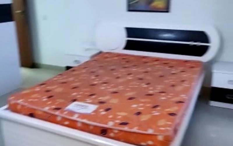 Female flatmate required in 3BHK  flat  in Manyata-Residency-Manayata-Tech-Park-Thanisandra