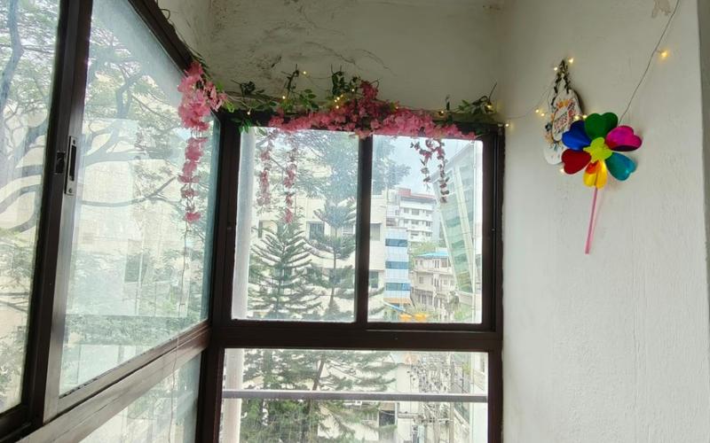 Female flatmate required in 3BHK  flat  in Vasanth-Nagar