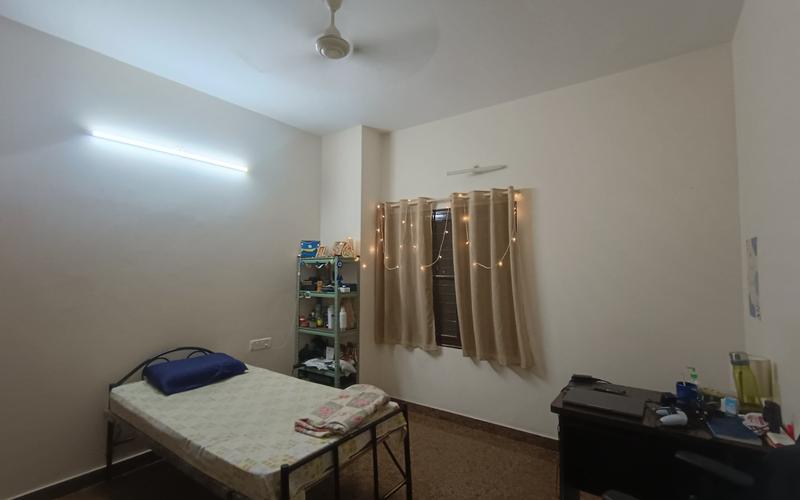 Male flatmate required in 3BHK  apartment  in Ejipura