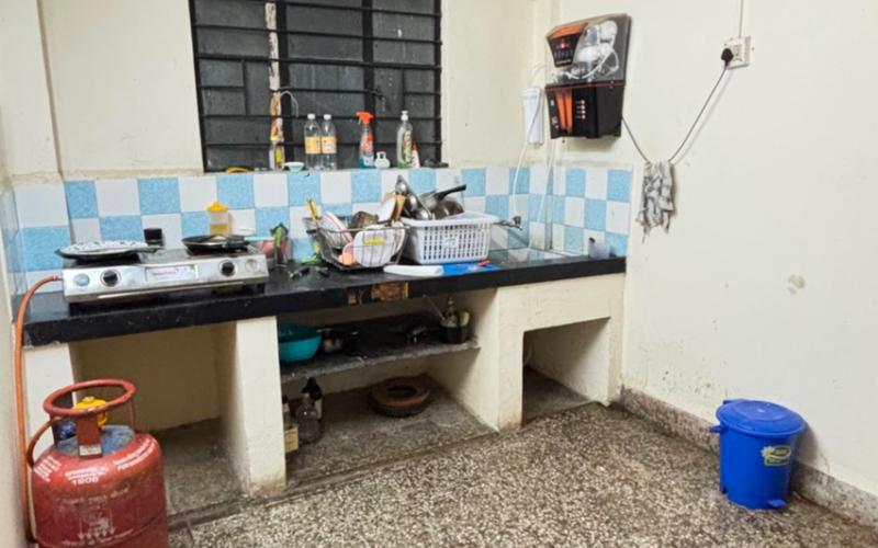 Female roommate required in 1BHK  flat  in Shivthirth-Nagar-Kothrud