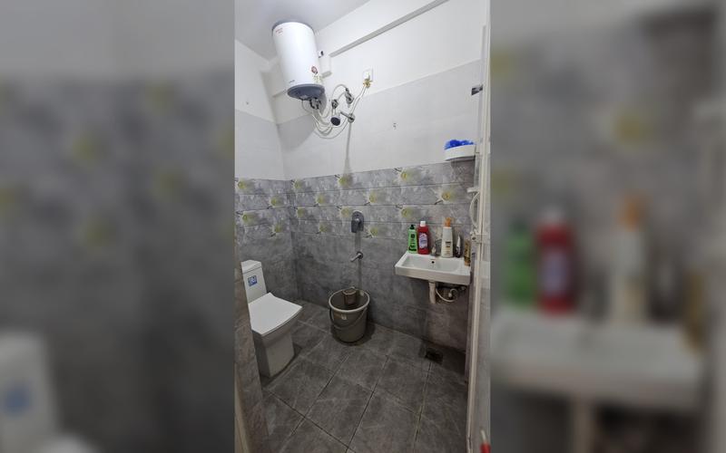 2  flatmates required in 2BHK  apartment  in Electronic-City