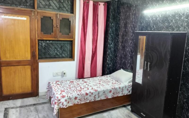   PG in Kaushambi