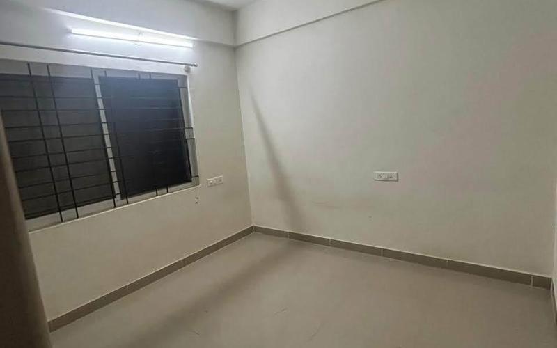 Male flatmate required in 3BHK  flat  in Thubarahalli-Whitefield