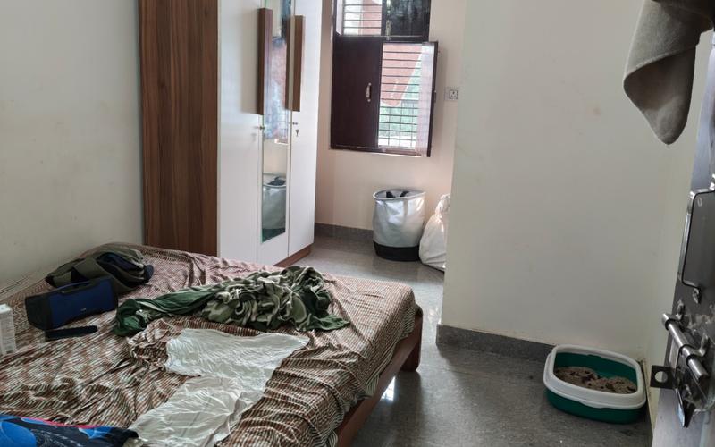 Flatmate required in 2BHK  flat  in Sector-73
