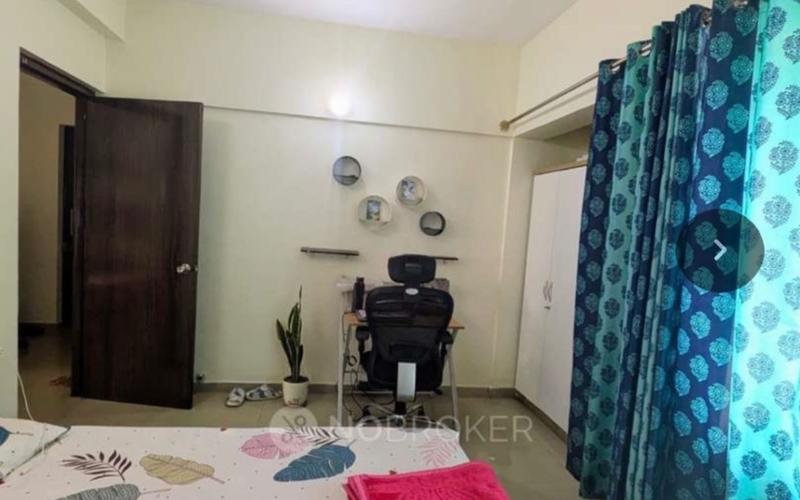 Female flatmate required in 3BHK  flat  in Phase-1-Electronic-City
