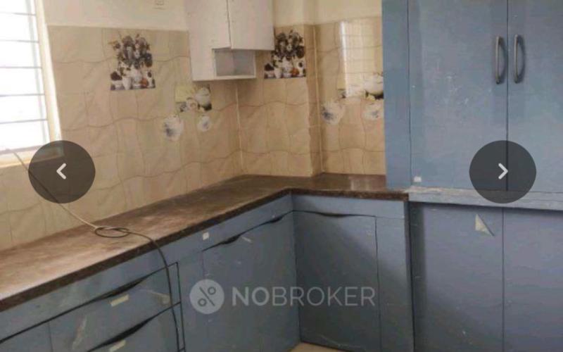 Female flatmate required in 2BHK  flat  in Kondapur
