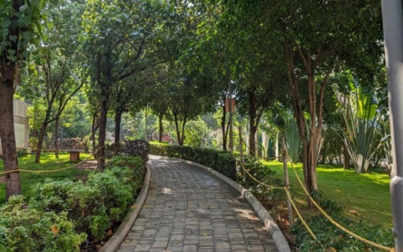 Female flatmate required in 2BHK flat in Prestige Westwoods, Rajajinagar