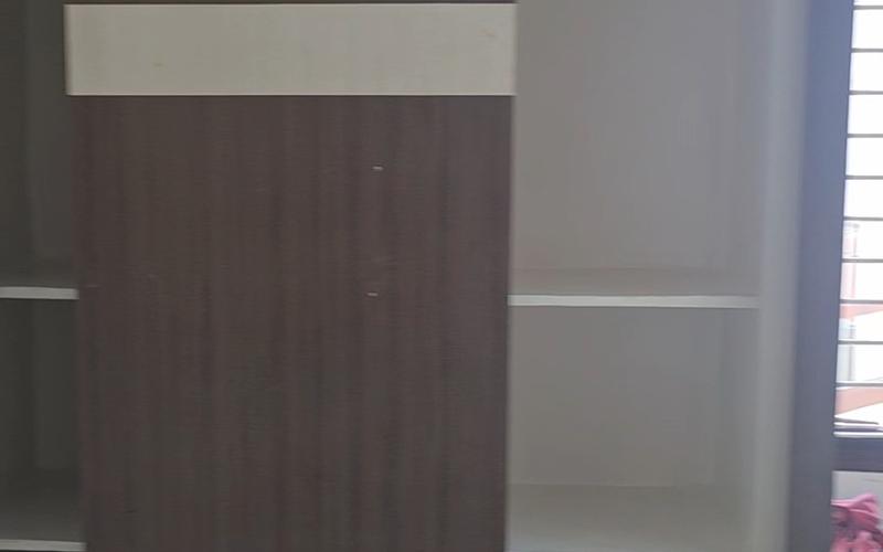 Female flatmate required in 2BHK  flat  in HUDA-Techno-Enclave-HITEC-City